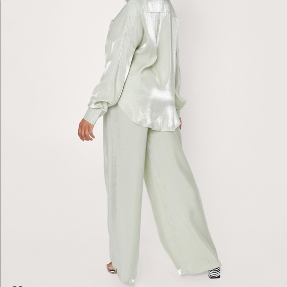 Petite Satin Shimmer Wide Leg Pants Set - Picture 4 of 7